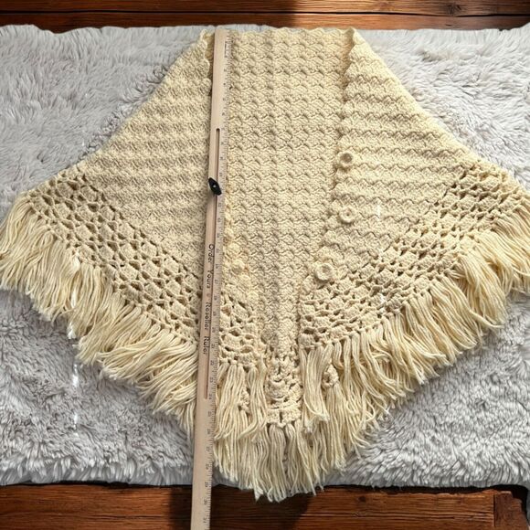 Handmade Crocheted Fringe Shawl Wrap Triangle Shape Crochet Buttons Cream Beige - Picture 12 of 14